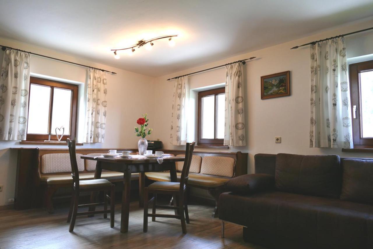 Apartamento Vorderhof Sankt Martin am Tennengebirge Exterior foto