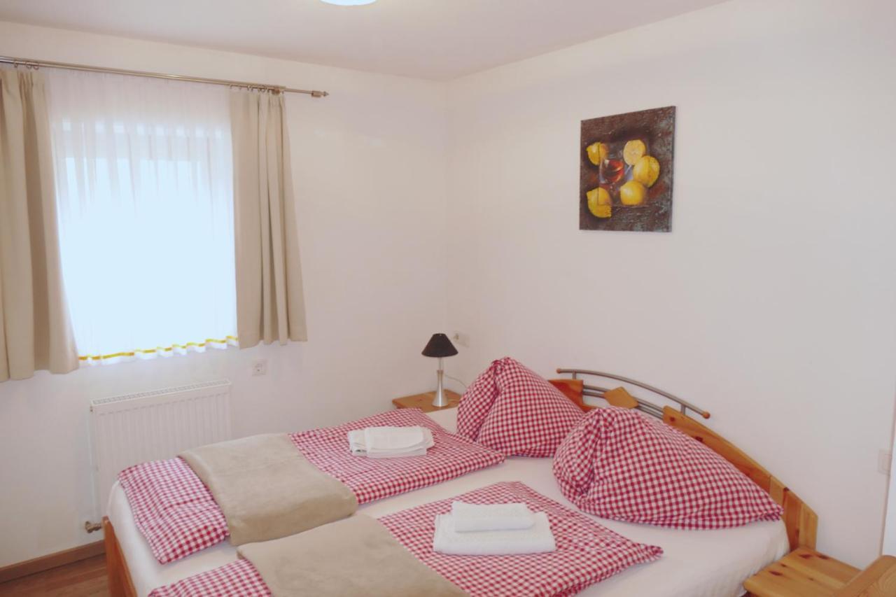 Apartamento Vorderhof Sankt Martin am Tennengebirge Exterior foto
